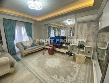 Просторная двухуровневая квартира 4+1, общей площадью 180 м2, в роскошной резиденции в центре Аланьи-id-5094-фото-1