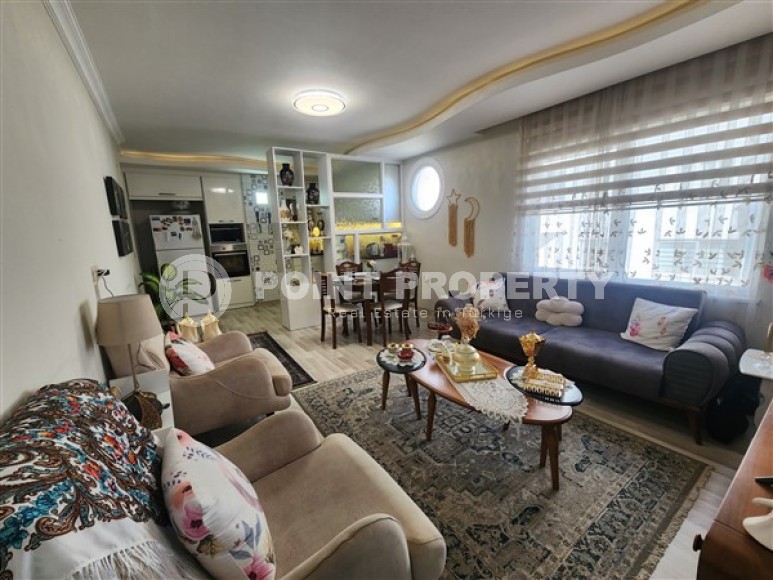 Apartment with two bedrooms and two view balconies, near the sea, in the area of Alanya - Mahmutlar-id-5095-photo-3