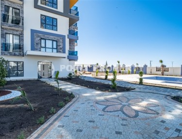 Небольшая квартира с одной спальной комнатой рядом с морем, в районе Демирташ-id-5111-фото-3