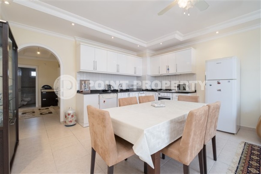 Большие светлые апартаменты с двумя спальными комнатами и видом на Средиземное море, в районе Тосмур-id-5124-фото-2