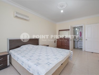 Большие светлые апартаменты с двумя спальными комнатами и видом на Средиземное море, в районе Тосмур-id-5124-фото-3