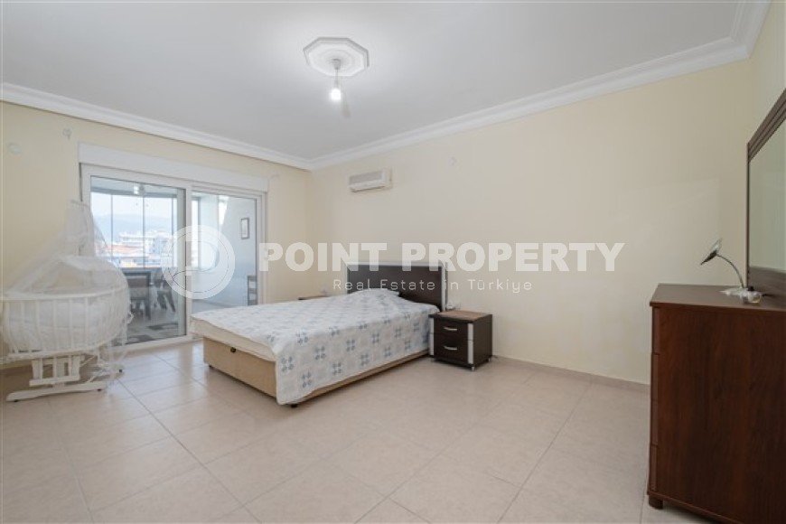 Большие светлые апартаменты с двумя спальными комнатами и видом на Средиземное море, в районе Тосмур-id-5124-фото-4