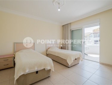 Большие светлые апартаменты с двумя спальными комнатами и видом на Средиземное море, в районе Тосмур-id-5124-фото-5