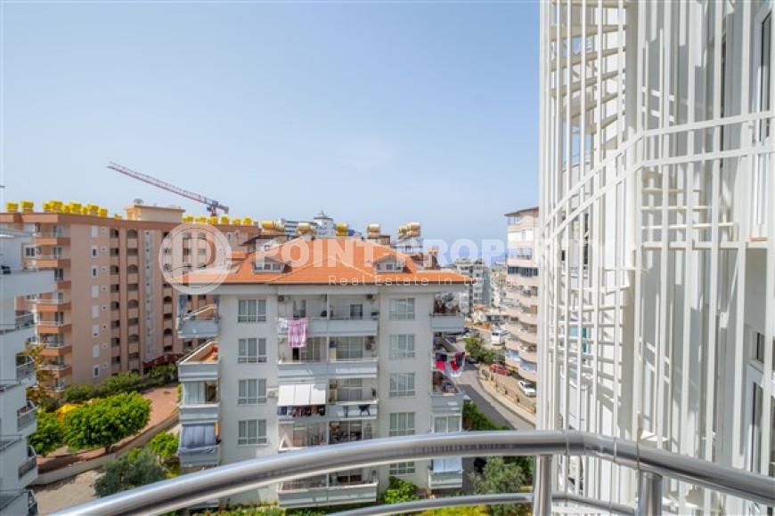 Большие светлые апартаменты с двумя спальными комнатами и видом на Средиземное море, в районе Тосмур-id-5124-фото-11