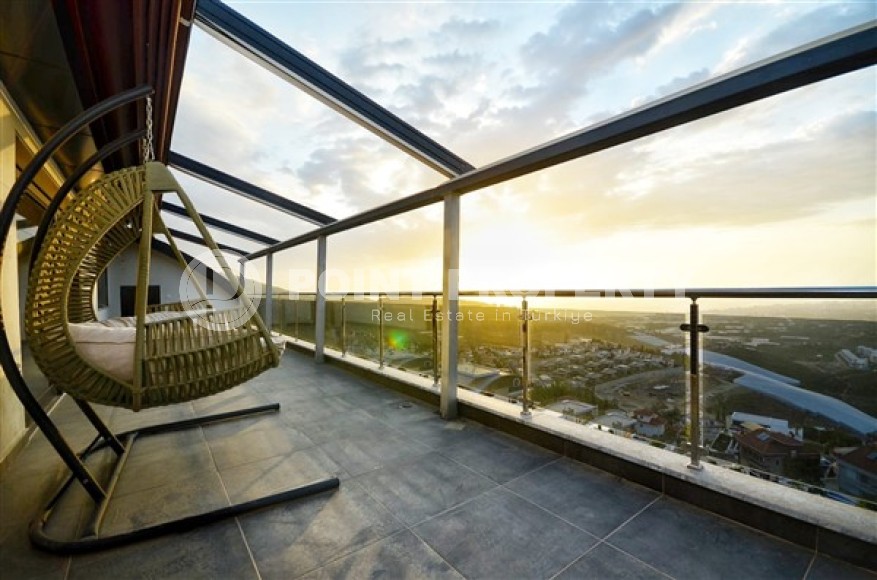 Роскошная вилла с шестью спальными комнатами и видовым открытым бассейном в районе Каргыджак-id-5128-фото-22