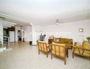 Панорамный дуплекс с роскошным видом на море и крепость Аланьи с элитном районе Бекташ-id-5135-фото-3