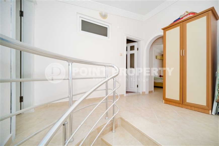 Панорамный дуплекс с роскошным видом на море и крепость Аланьи с элитном районе Бекташ-id-5135-фото-11