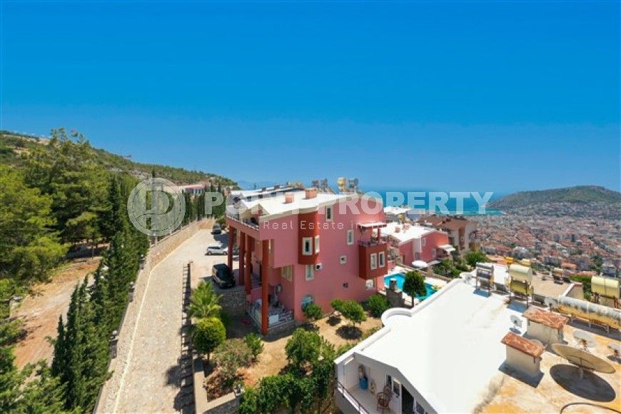 Панорамный дуплекс с роскошным видом на море и крепость Аланьи с элитном районе Бекташ-id-5135-фото-21