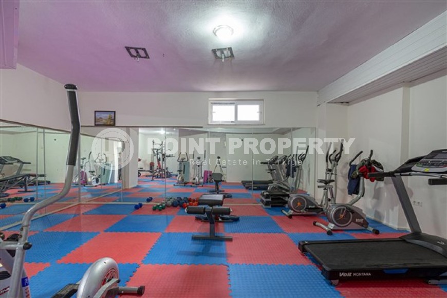 Bright modern apartment with a total area of 100 m2, on the 10th floor in a residence with swimming pools and a fitness club-id-5136-photo-13