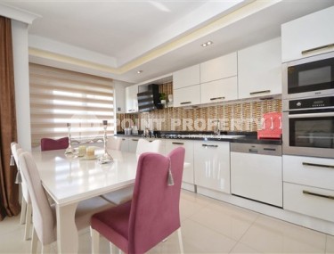 Comfortable apartment with a pleasant, bright interior in the center of the modern area of Alanya - Mahmutlar-id-5139-photo-4