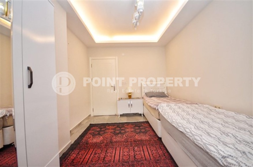 Modern apartment with two bedrooms, near the sea in the area of Alanya - Mahmutlar-id-5140-photo-7