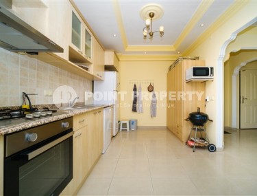 Светлые меблированные апартаменты с двумя спальными комнатами, рядом с морем в районе нижняя Оба-id-5144-фото-3