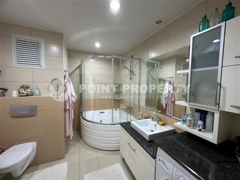 Двухуровневые апартаменты с пятью спальными комнатами и видовой террасой в районе города Аланья - нижняя Оба-id-5147-фото-10