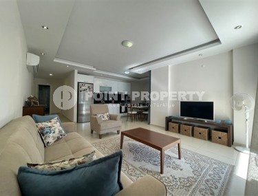 Апартаменты с универсальным светлым интерьером в жилом комплексе с максимально развитой внутренней инфраструктурой-id-5153-фото-2