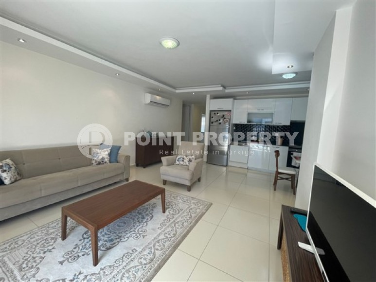 Апартаменты с универсальным светлым интерьером в жилом комплексе с максимально развитой внутренней инфраструктурой-id-5153-фото-3