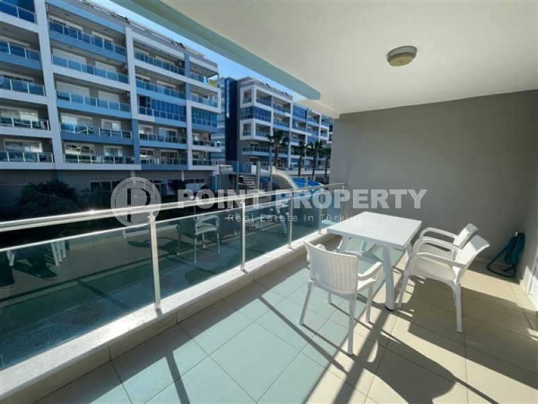 Апартаменты с универсальным светлым интерьером в жилом комплексе с максимально развитой внутренней инфраструктурой-id-5153-фото-9