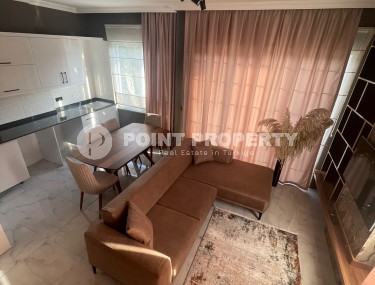 Стильная двухуровневая квартира с дизайнерским ремонтом на 9-м этаже с мансардой в районе Авсаллар-id-5157-фото-1