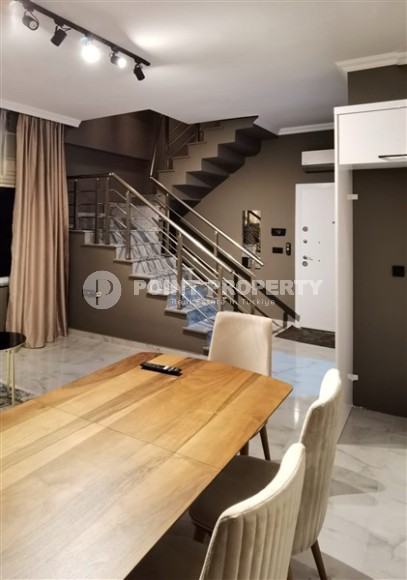 Стильная двухуровневая квартира с дизайнерским ремонтом на 9-м этаже с мансардой в районе Авсаллар-id-5157-фото-7