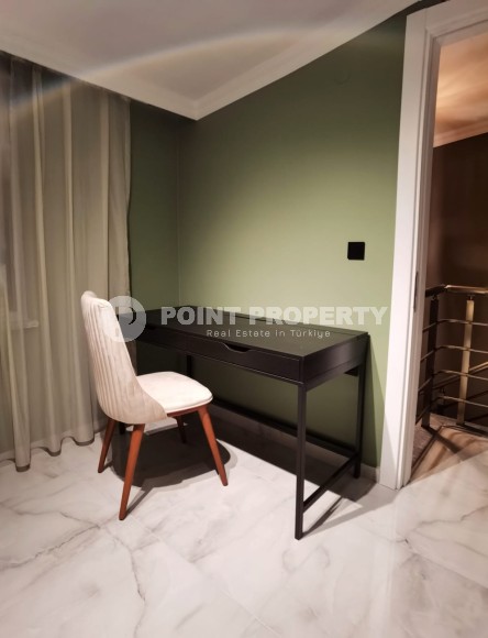 Стильная двухуровневая квартира с дизайнерским ремонтом на 9-м этаже с мансардой в районе Авсаллар-id-5157-фото-11