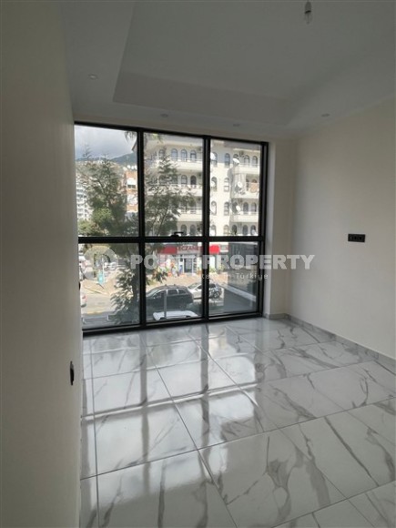 New apartment with fine finishing in the center of Alanya and 600 meters from the beach-id-5158-photo-6