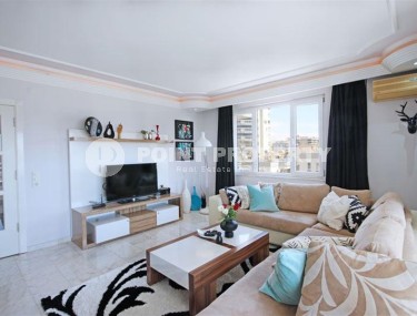 Comfortable apartment with sea views 250 meters from the beach and promenade-id-5168-photo-2