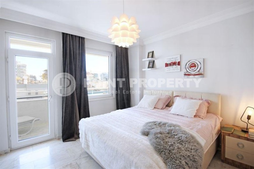 Comfortable apartment with sea views 250 meters from the beach and promenade-id-5168-photo-6