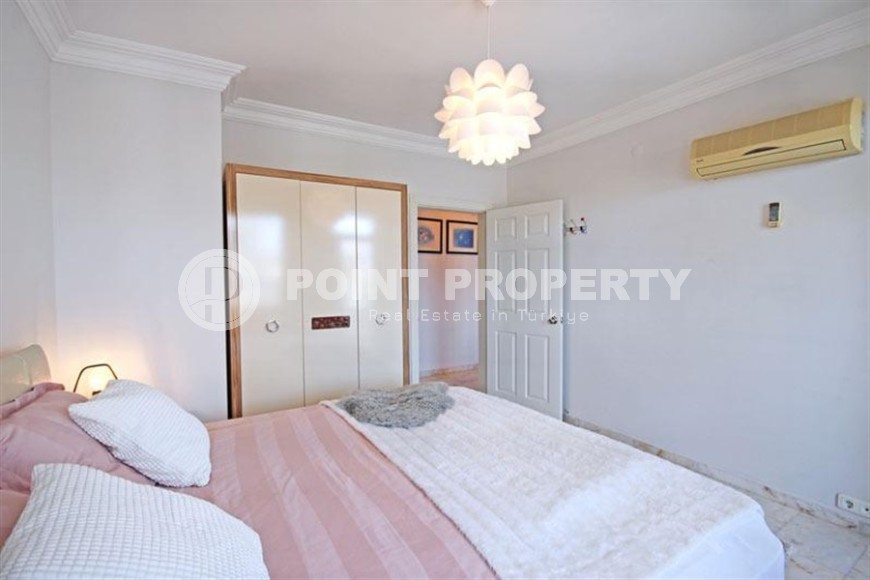 Comfortable apartment with sea views 250 meters from the beach and promenade-id-5168-photo-7