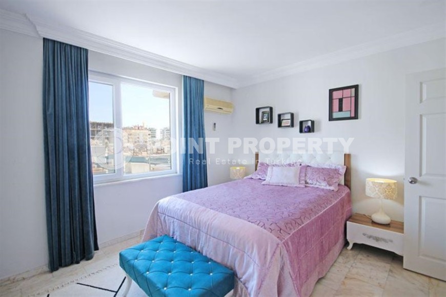 Comfortable apartment with sea views 250 meters from the beach and promenade-id-5168-photo-9