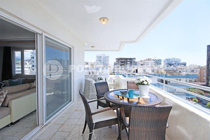 Comfortable apartment with sea views 250 meters from the beach and promenade-id-5168-photo-16