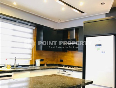 Spacious three-room apartment, 120m² with access to the garden in the center of Alanya, 400m from Cleopatra Beach, Alanya-id-1414-photo-5