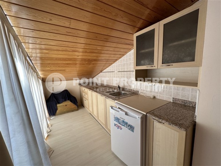 Дуплекс 4+1 с большой открытой террасой на 5-м этаже с мансардой в центре района Оба-id-5170-фото-8