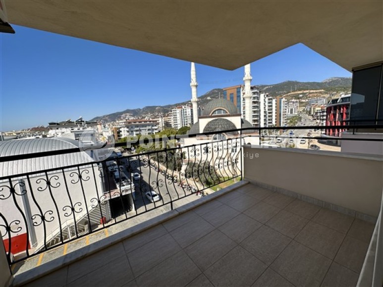 Дуплекс 4+1 с большой открытой террасой на 5-м этаже с мансардой в центре района Оба-id-5170-фото-14