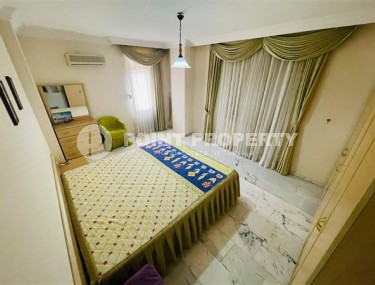 Благоустроенные апартаменты с двумя спальными комнатами и отдельной кухней, в центре города Аланья-id-5177-фото-4