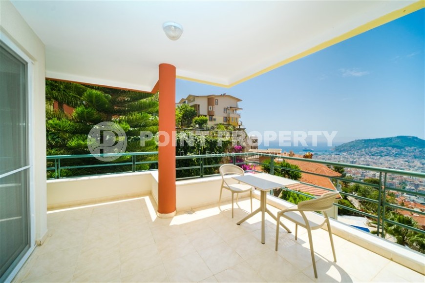 Меблированные двухуровневые апартаменты с тремя спальными комнатами в экологически чистом районе Аланьи - Бекташ-id-5178-фото-22