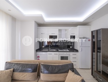 Small cozy apartment with one bedroom, near the sea in the center of Alanya-id-5179-photo-2