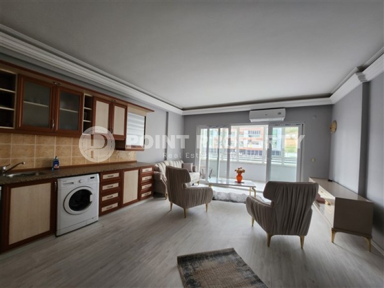 Apartment with new renovation, furniture and household appliances 650 meters from the sea-id-5181-photo-3