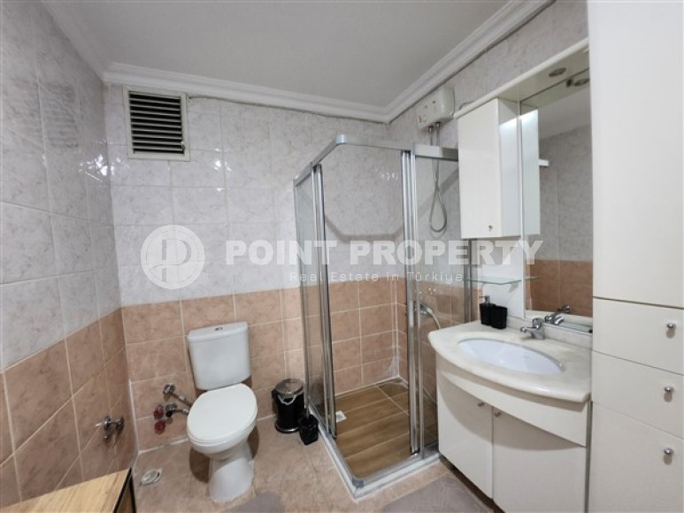 Apartment with new renovation, furniture and household appliances 650 meters from the sea-id-5181-photo-7