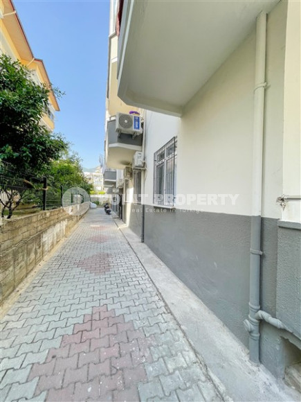 Spacious three-room apartment, 120m² with access to the garden in the center of Alanya, 400m from Cleopatra Beach, Alanya-id-1414-photo-28