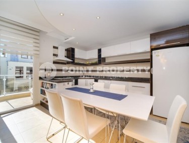 Прекрасная светлая двухуровневая квартира 3+1, общей площадью 140 м2, в самом центре Аланьи-id-5183-фото-4