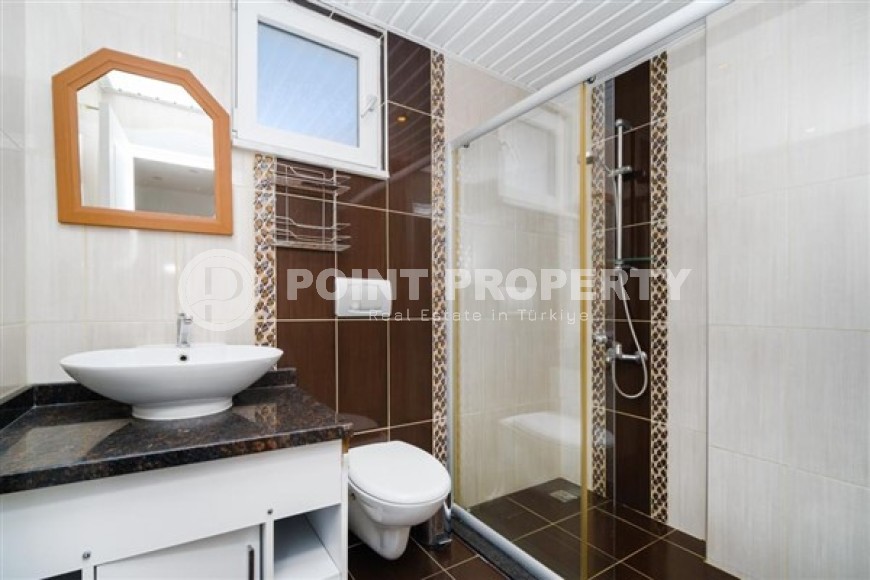 Прекрасная светлая двухуровневая квартира 3+1, общей площадью 140 м2, в самом центре Аланьи-id-5183-фото-11