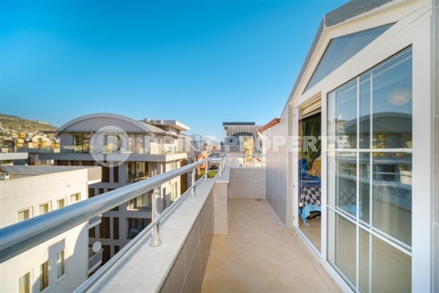 Прекрасная светлая двухуровневая квартира 3+1, общей площадью 140 м2, в самом центре Аланьи-id-5183-фото-14