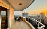 Apartment with a large terrace and incredible sea views. 125 sq.m.-id-1415-photo-8