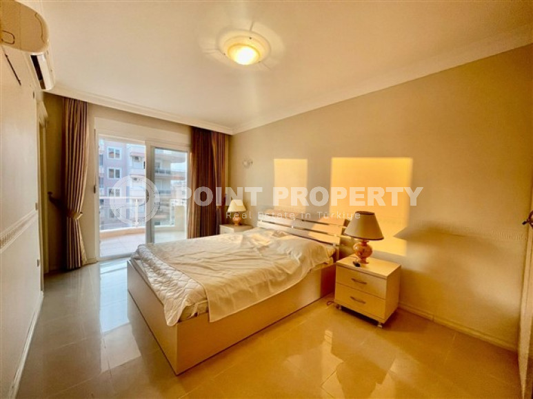 Apartment with a large terrace and incredible sea views. 125 sq.m.-id-1415-photo-14
