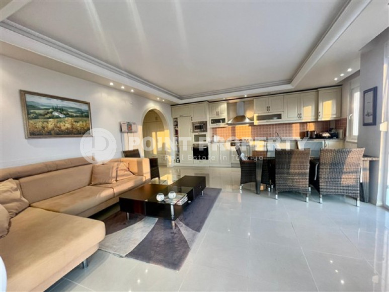 Apartment with a large terrace and incredible sea views. 125 sq.m.-id-1415-photo-18