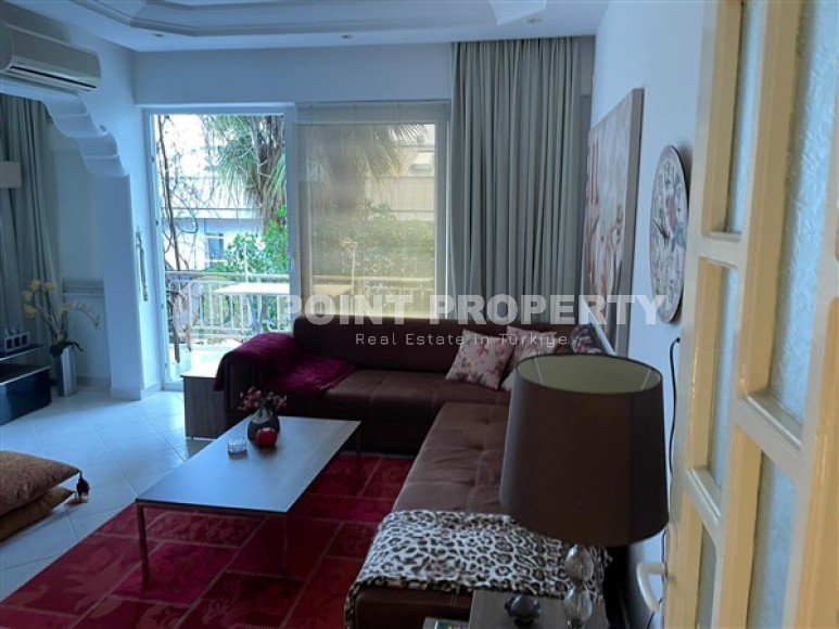 Small apartment with one bedroom in the historical area of Alanya - Kale-id-5196-photo-3
