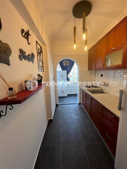 Furnished apartment with two bedrooms, in the center of Alanya, Saray area-id-5201-photo-4