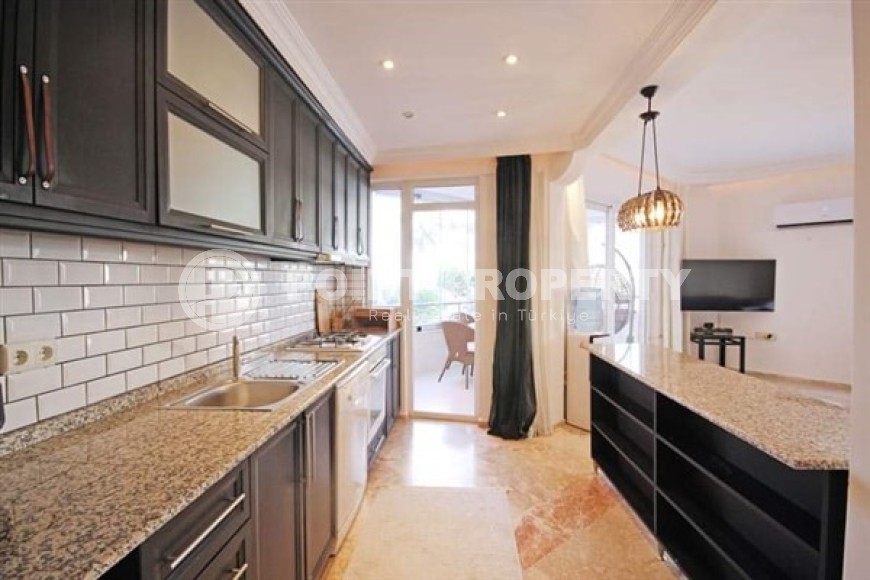 Furnished apartment with three bedrooms near the sea, in the Mahmutlar area-id-5203-photo-3