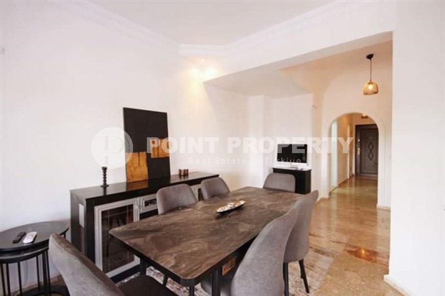 Furnished apartment with three bedrooms near the sea, in the Mahmutlar area-id-5203-photo-4