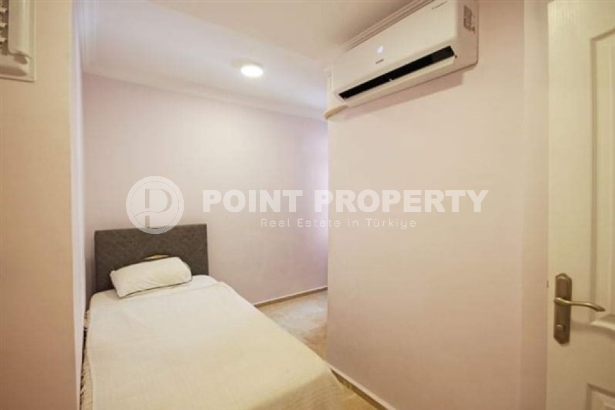 Furnished apartment with three bedrooms near the sea, in the Mahmutlar area-id-5203-photo-8