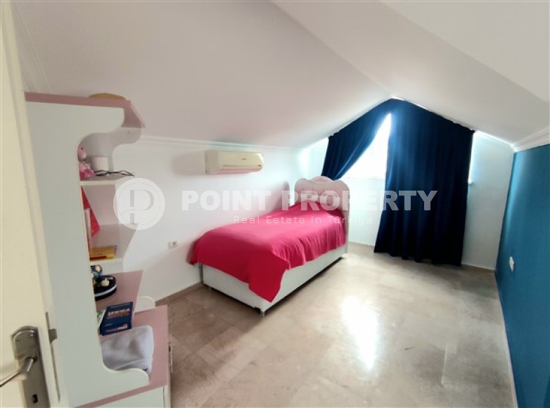 Большая двухуровневая квартира на 5-м этаже с мансардой в спокойном, уютном районе Аланьи - Демирташ-id-5206-фото-6